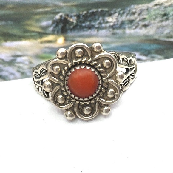 Navajo Ring Apple Coral S.Silver Native American Indian.Navajo coral silver ring - Picture 2 of 4